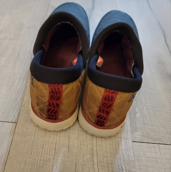 L.L. Bean Women's Quilted Slip-On Shoes - Blue and Black - Picture 4 of 6